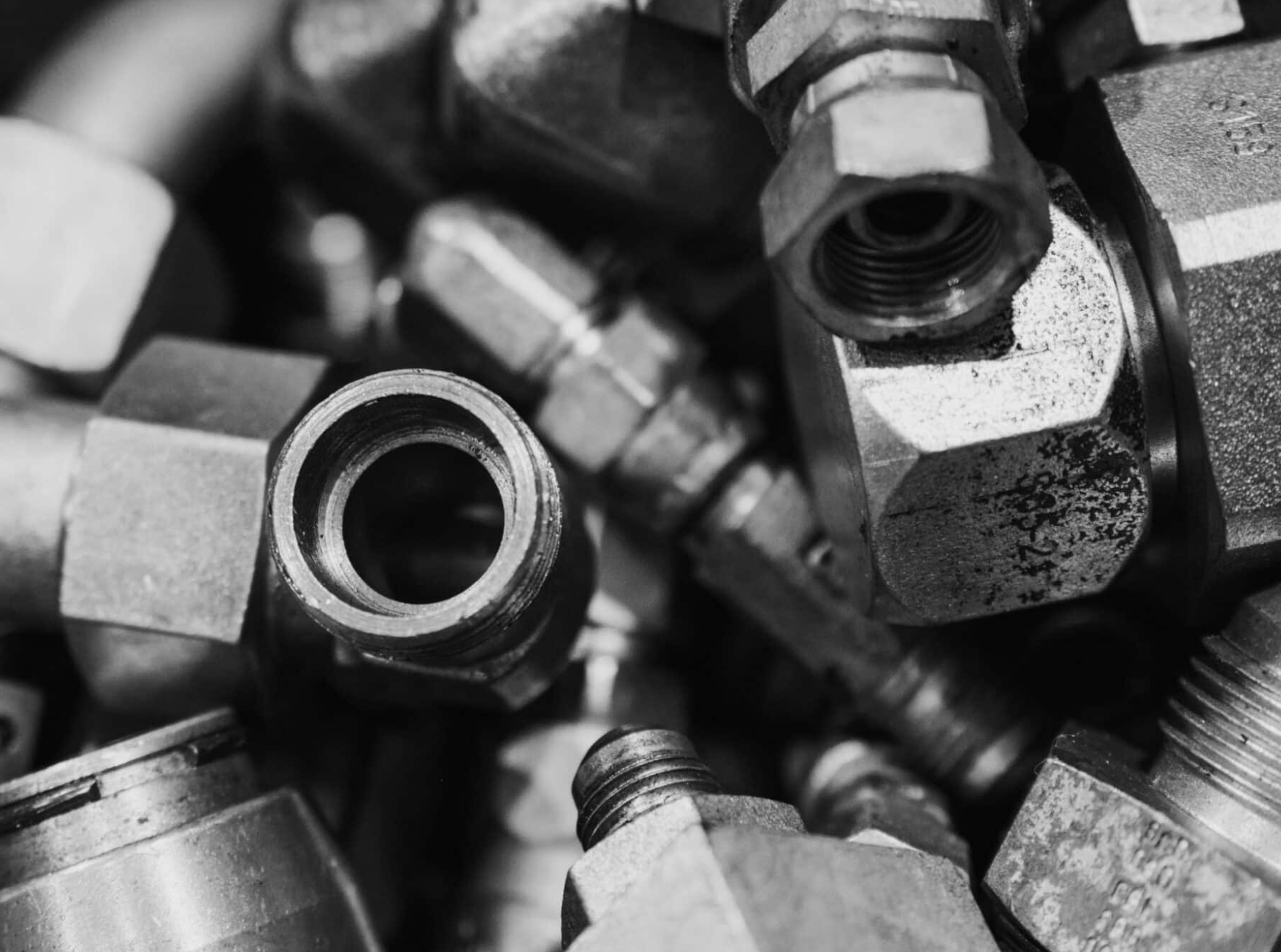 हाइड्रोलिक फिटिंग चयन गाइड: जल्दी से मास्टर करने के लिए मुख्य कारक